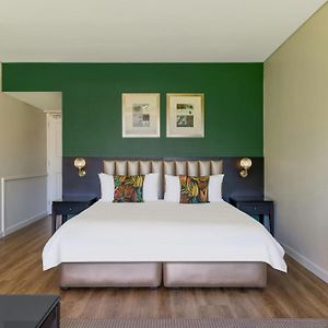 Kamer met een King Size Bed